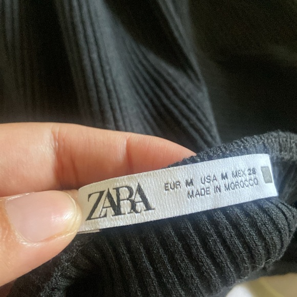 Zara fitted black midi dress - Picture 9 of 9